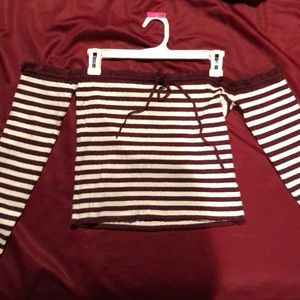 Off the shoulder long sleeve top